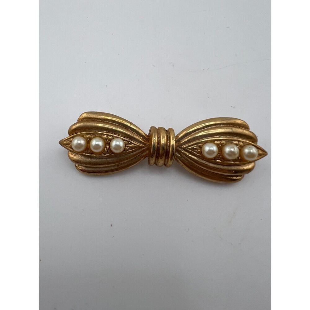 Vintage Faux Pearl Gold Tone Bow Brooch Pin